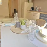 9, Centro Apartament Parma