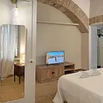 9, Centro Apartament
