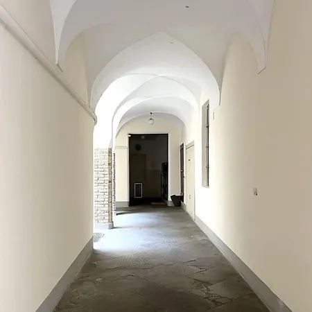 9, Centro * بارما