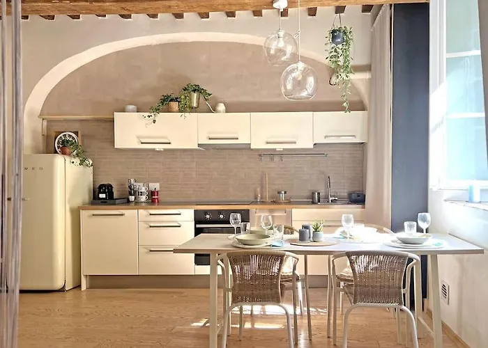 Appartement 9, Centro