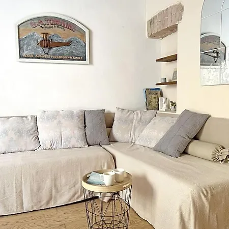 9, Centro Parme