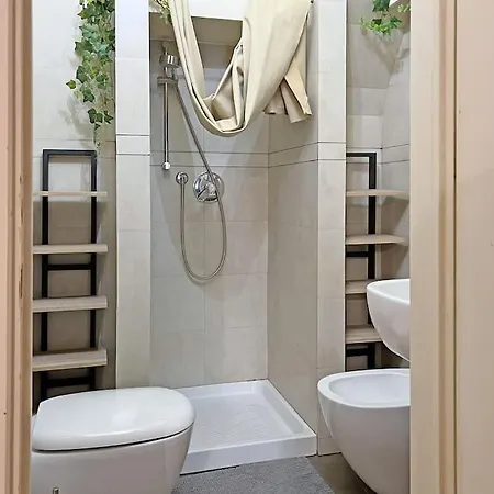 9, Centro Appartamento Parma